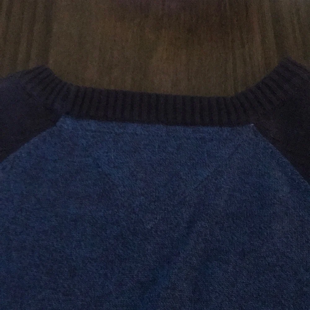 💙Tommy Hilfiger Youth Sweater💙